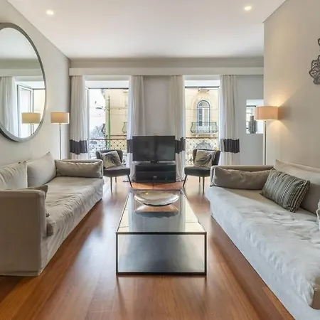Apartment Self Check-in, 3br, Ac/heating & Breakfast Terrace Lisbon