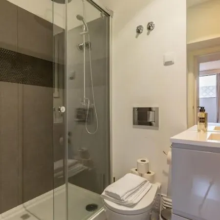 Self Check-in, 3br, Ac/heating&breakfast Terrace * Lisbona