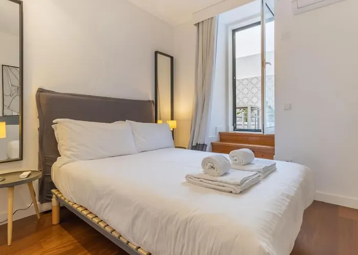 Self Check-in, 3br, Ac/heating & Breakfast Terrace * Lisboa