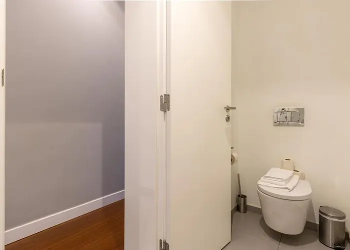 Self Check-in, 3br, Ac/heating & Breakfast Terrace Διαμέρισμα