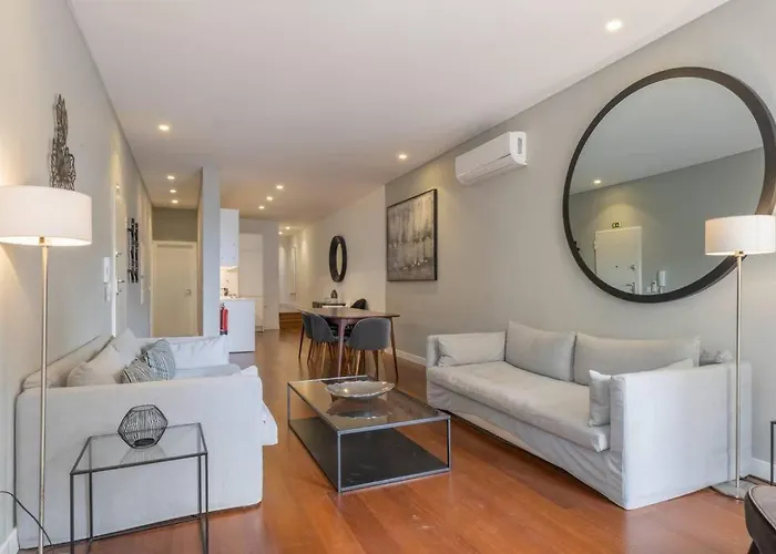 Self Check-in, 3br, Ac/heating & Breakfast Terrace Διαμέρισμα *