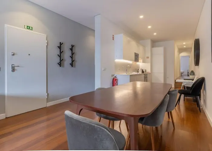 Self Check-in, 3br, Ac/heating & Breakfast Terrace