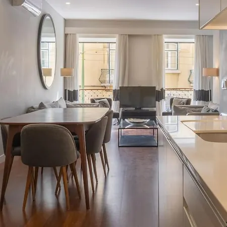 Self Check-in, 3br, Ac/heating & Breakfast Terrace Lisboa